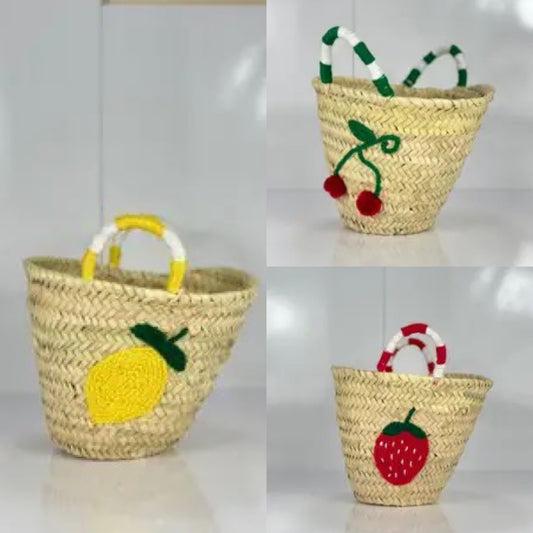 Mini basket with fruit design