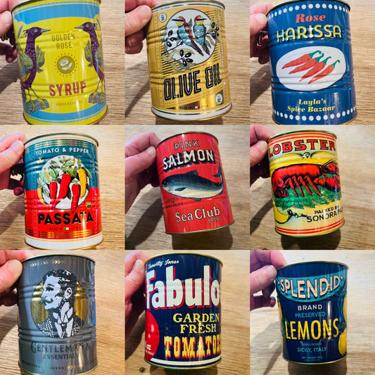 Small metal storage tin