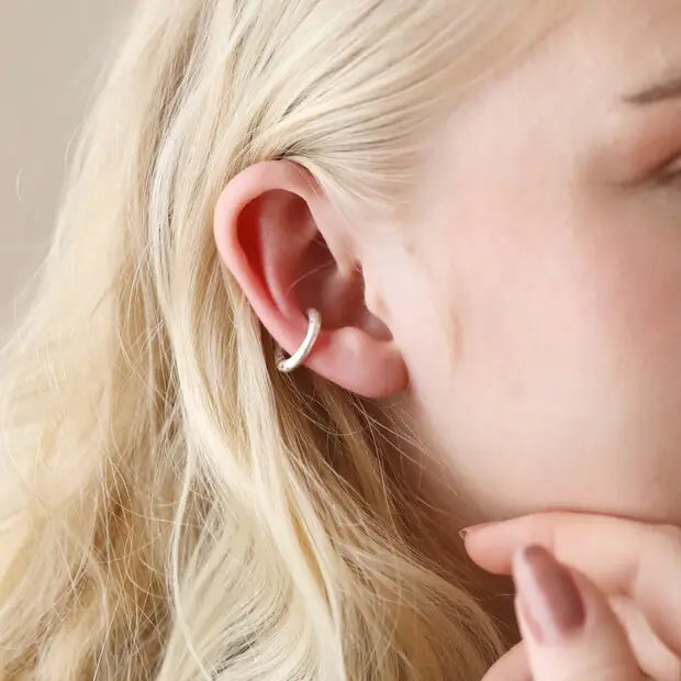 Hoop ear cuff