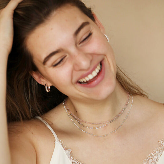 Rose quartz fine beaded necklace