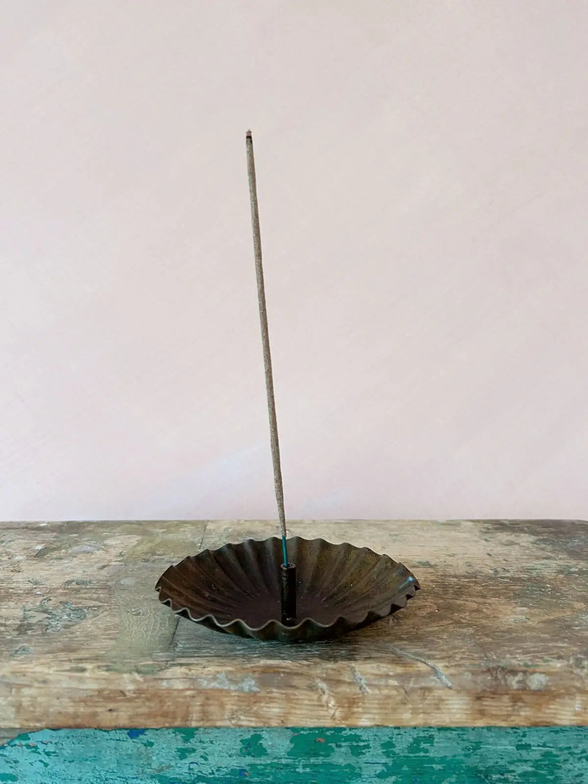 Metal incense holder