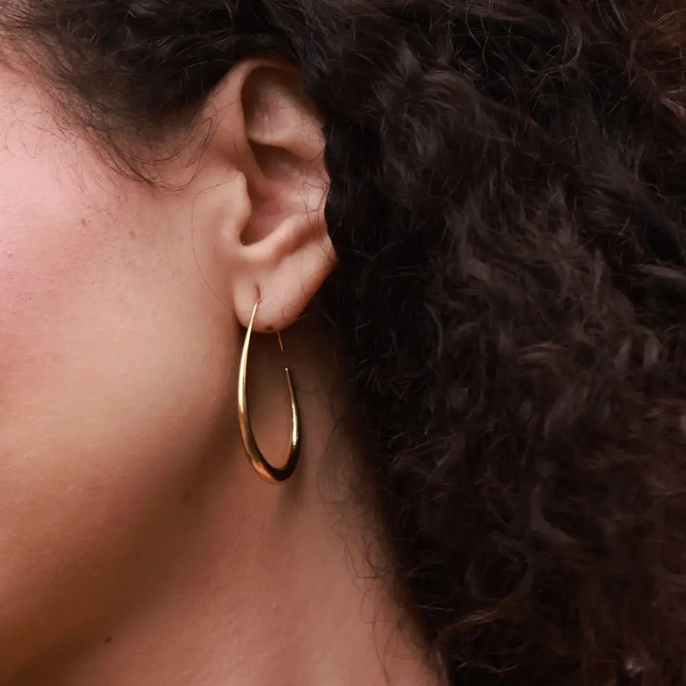 Teardrop hoop earrings