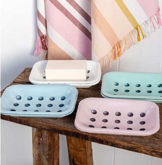 Enamel soap dish