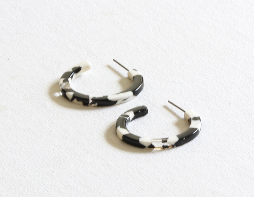 Small resin hoops - Ava