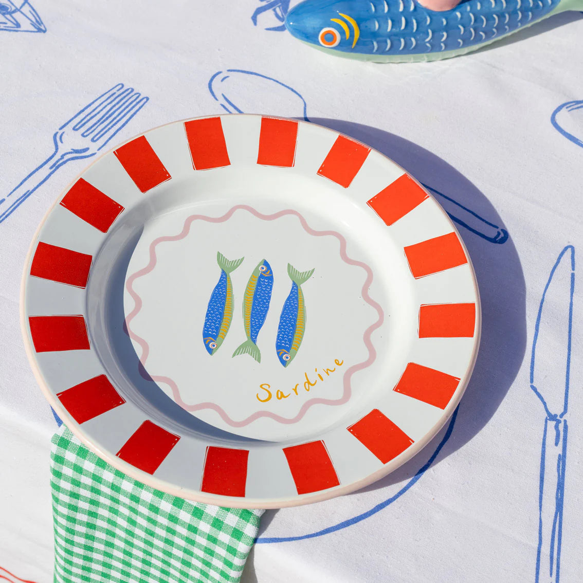 Enamel plate