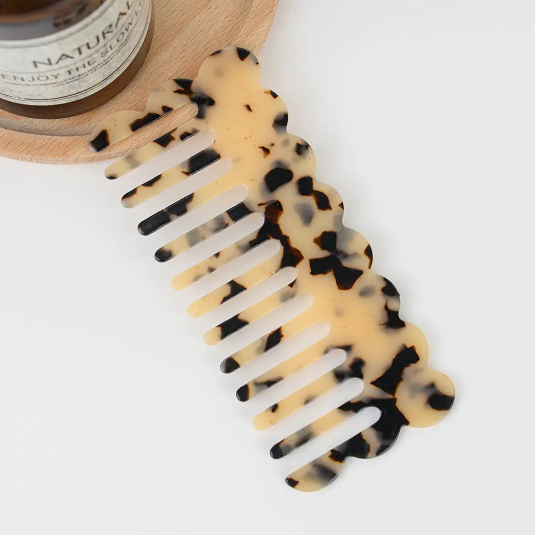 Wide tooth comb