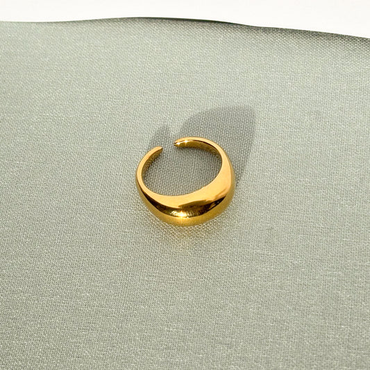 Gold dome adjustable ring