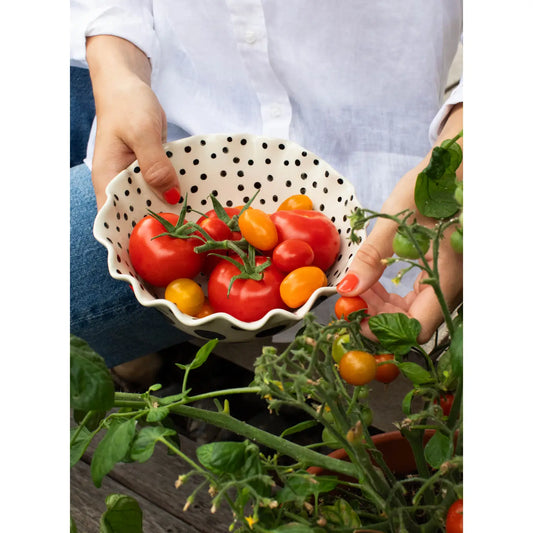 Frilly edge bowl - polka dots