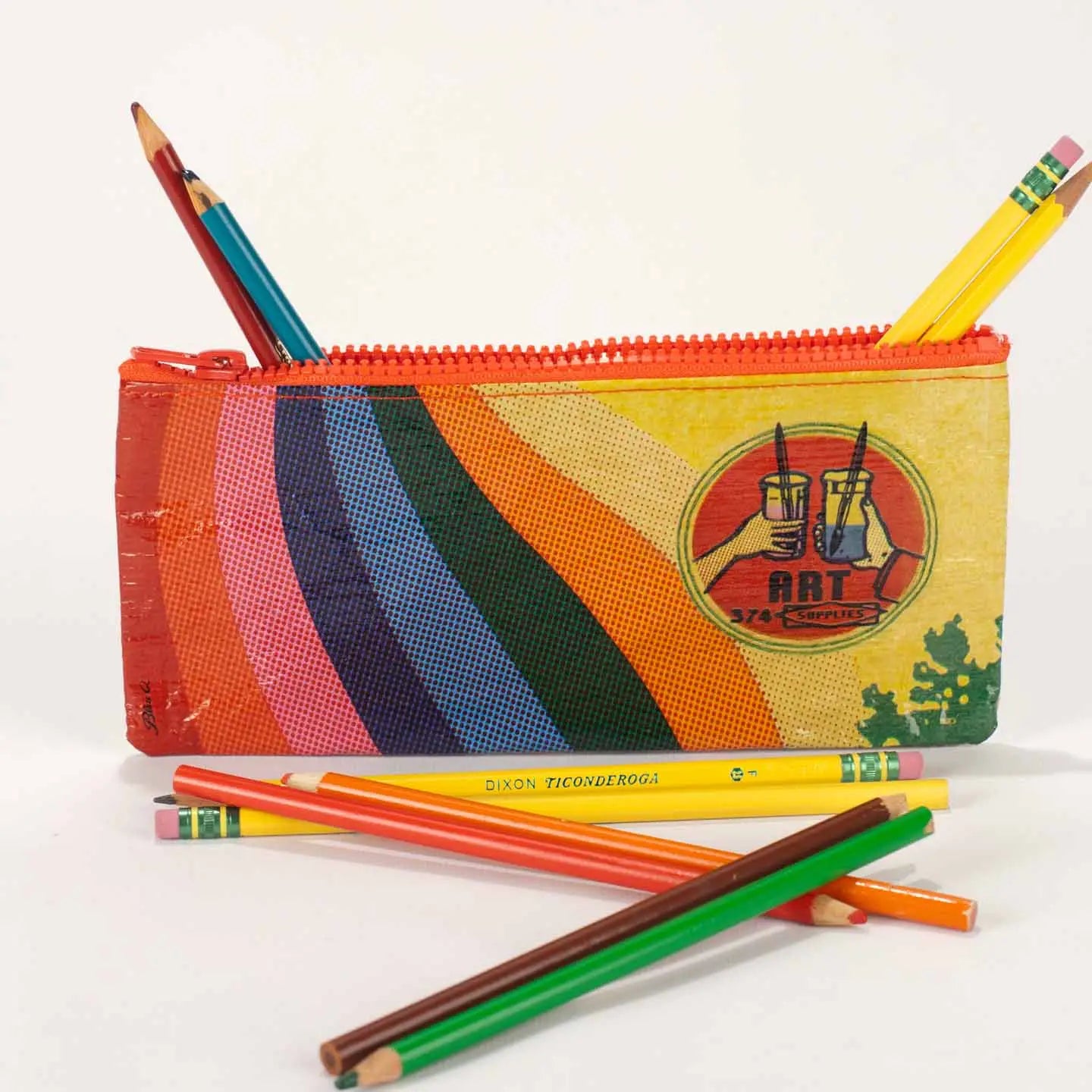 Art supplies pencilcase