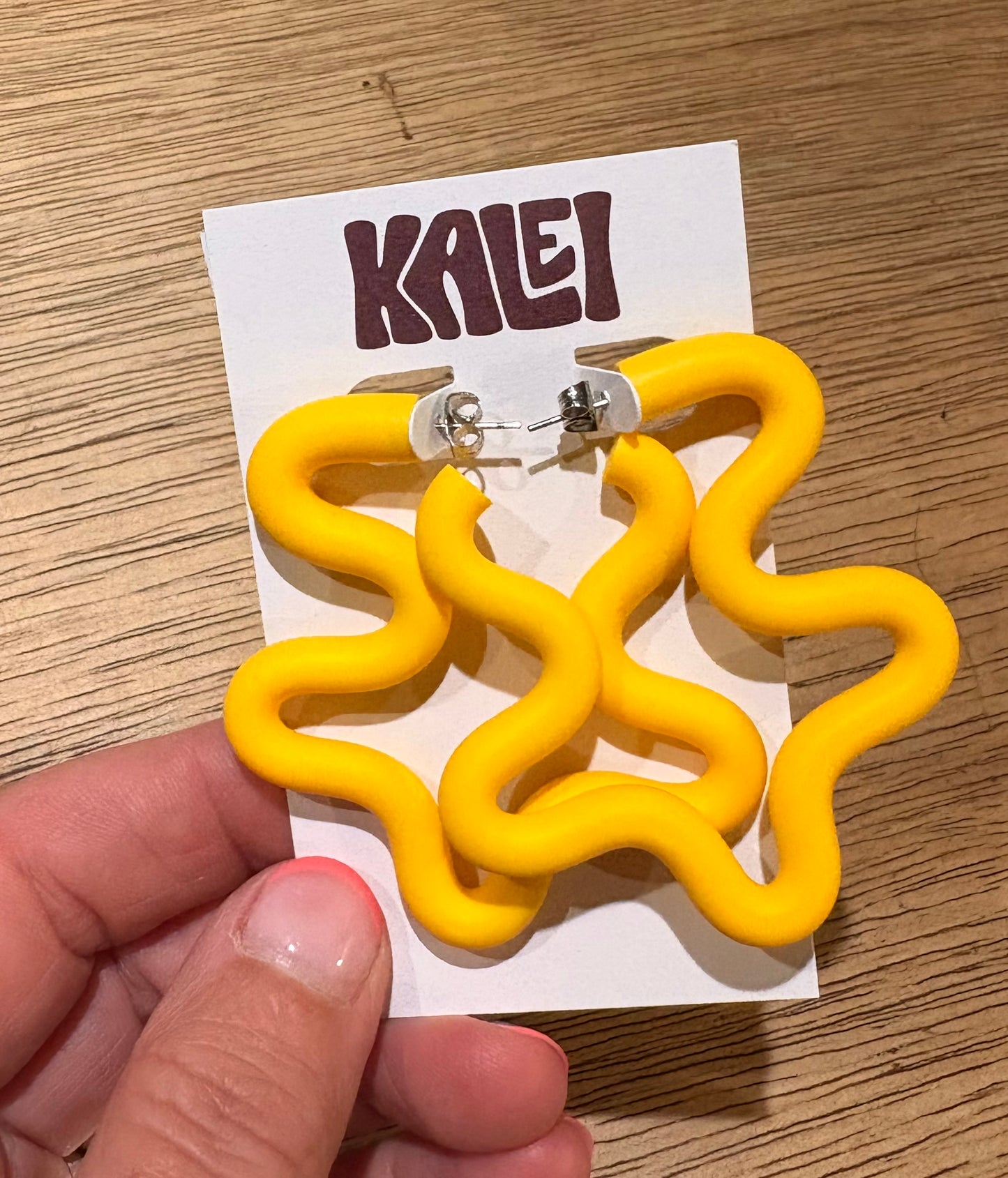 Large wiggle earrings - Kalei