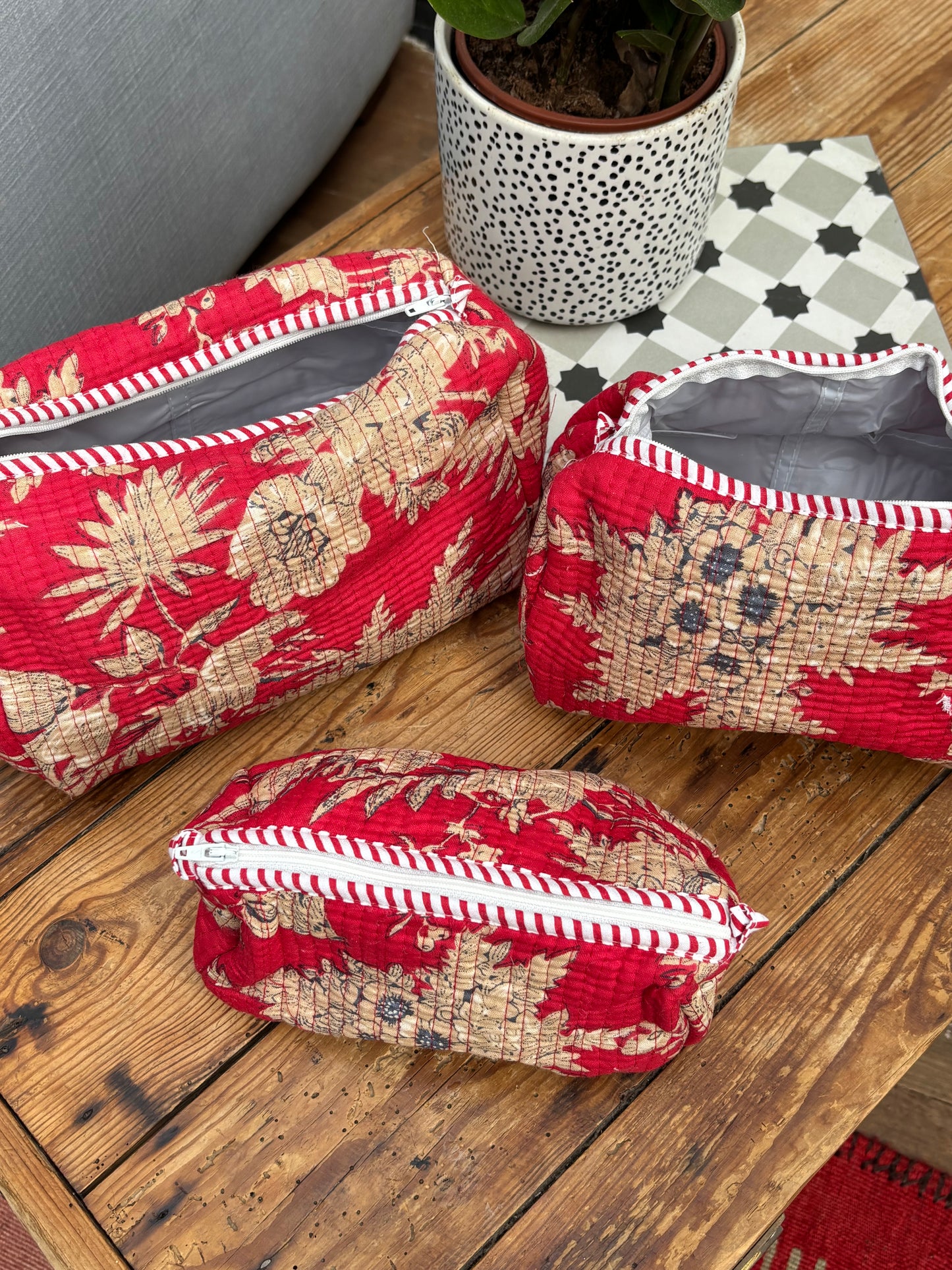 Indian cotton washbag - bright red with beige flowers