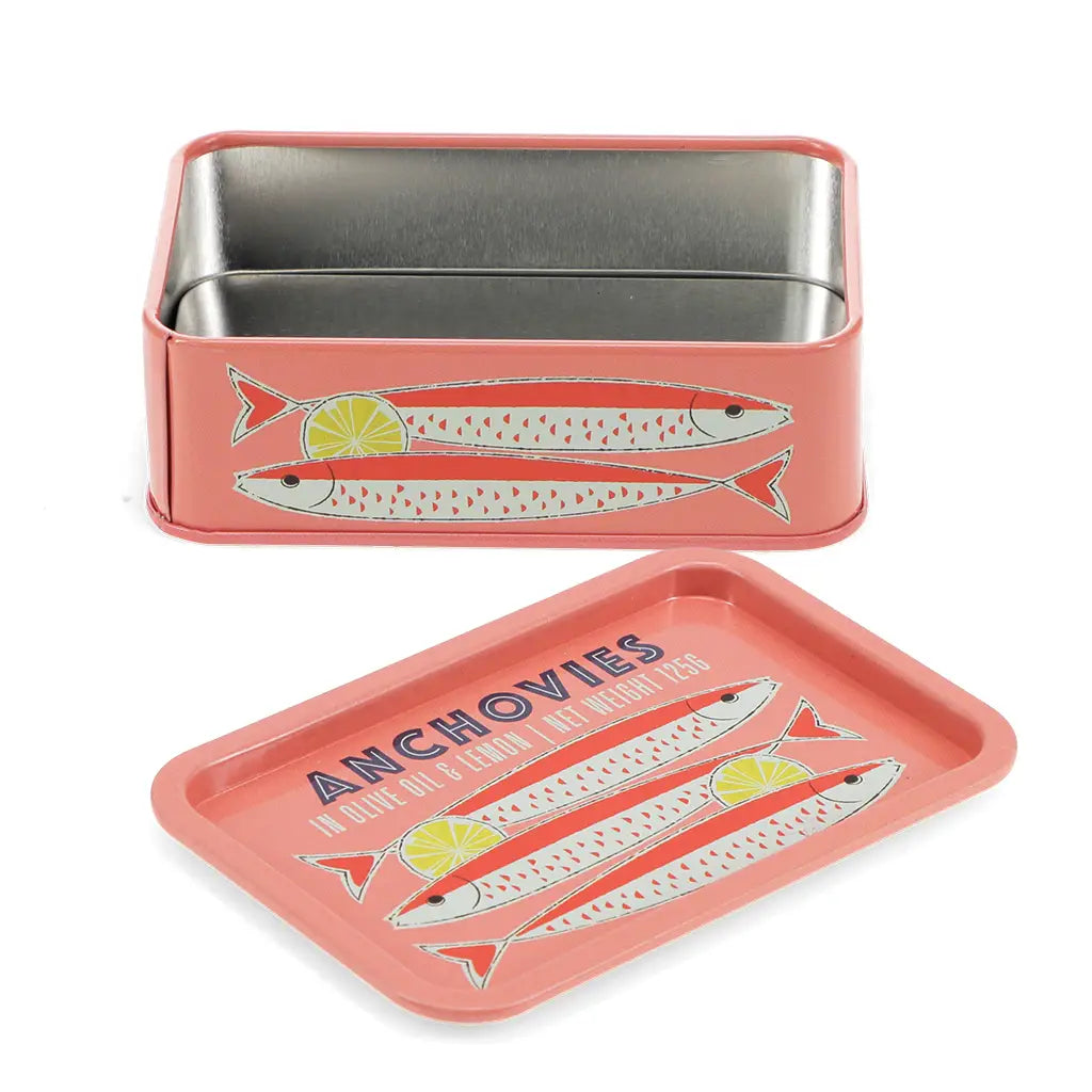 Small tin with lid