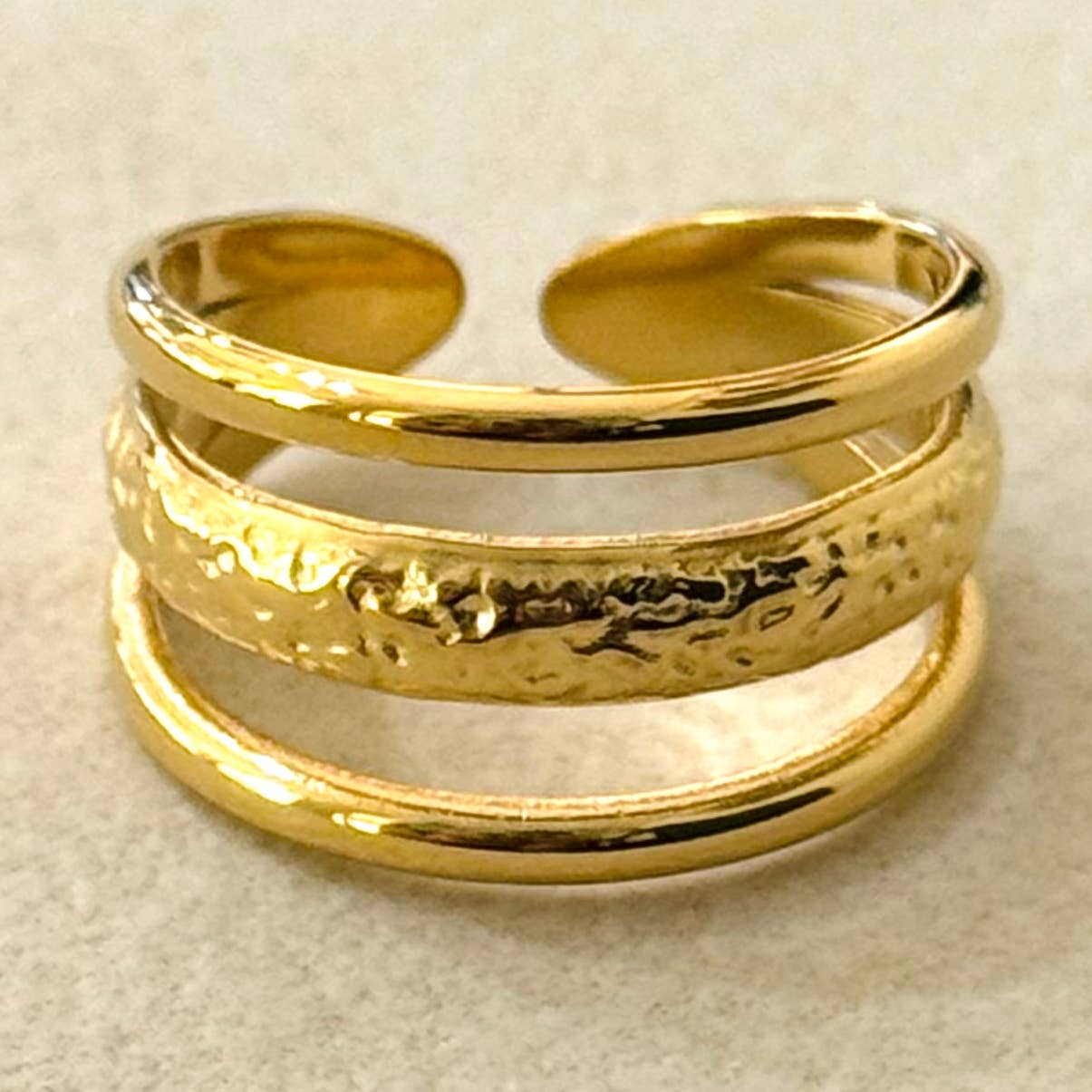 Three band adjustable ring