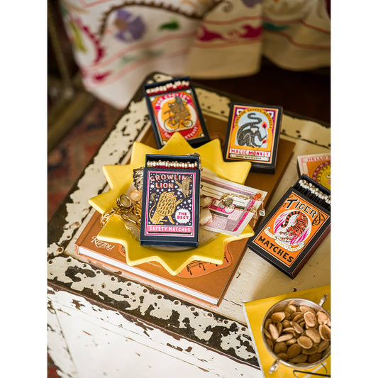 Growling lion keepsake matchbox