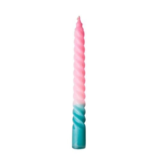 Single twisted candles