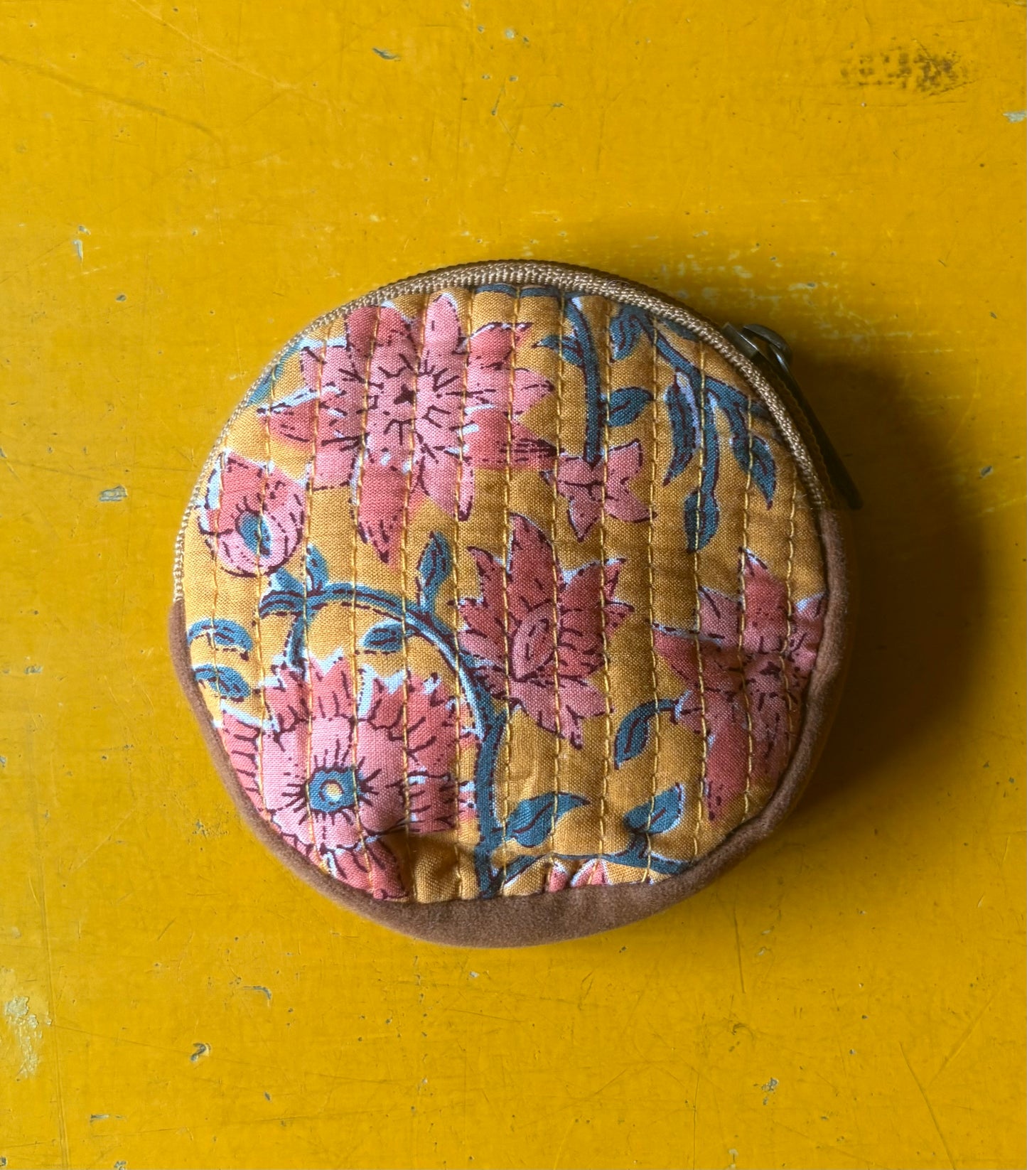 Round cotton purse