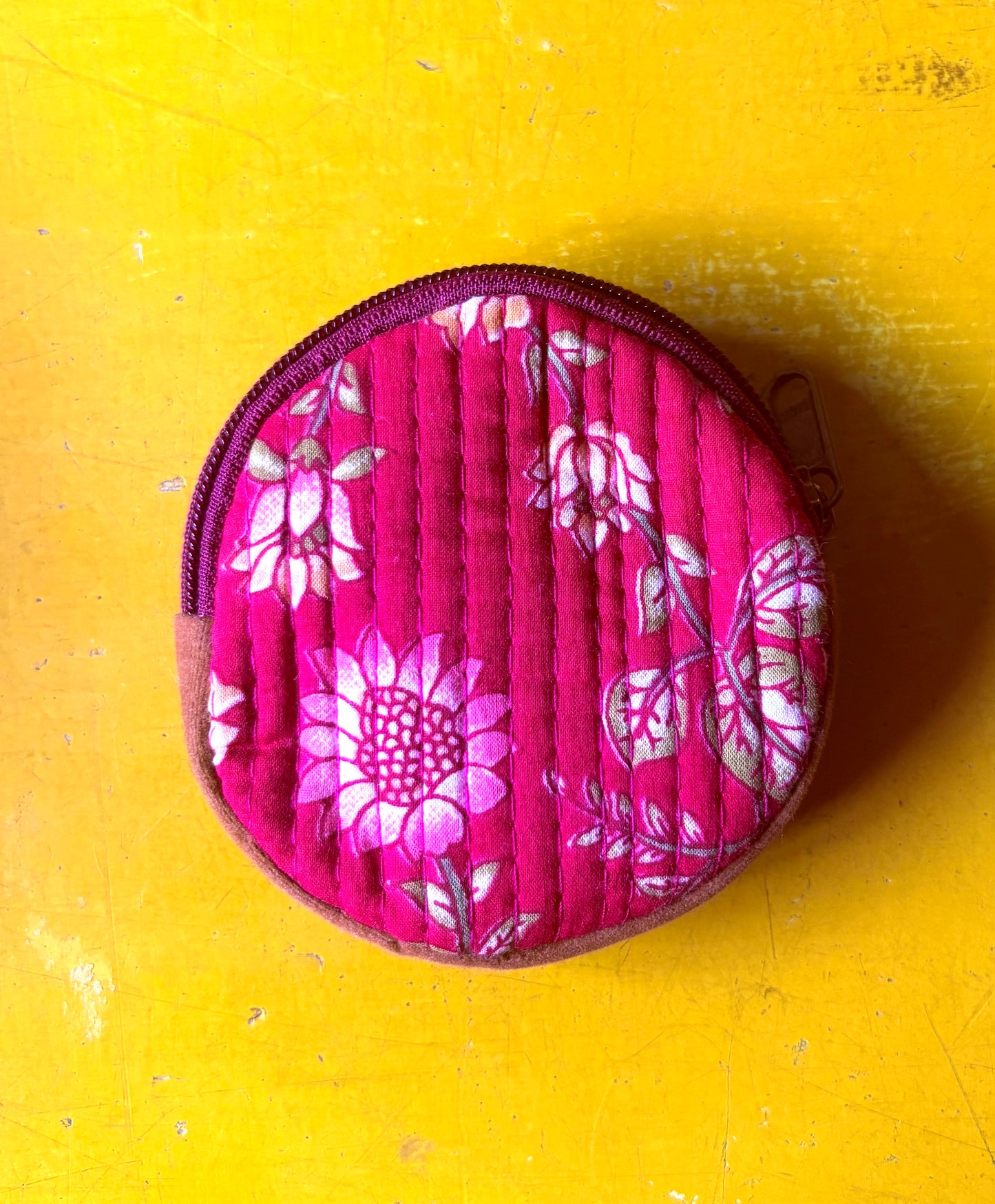 Round cotton purse