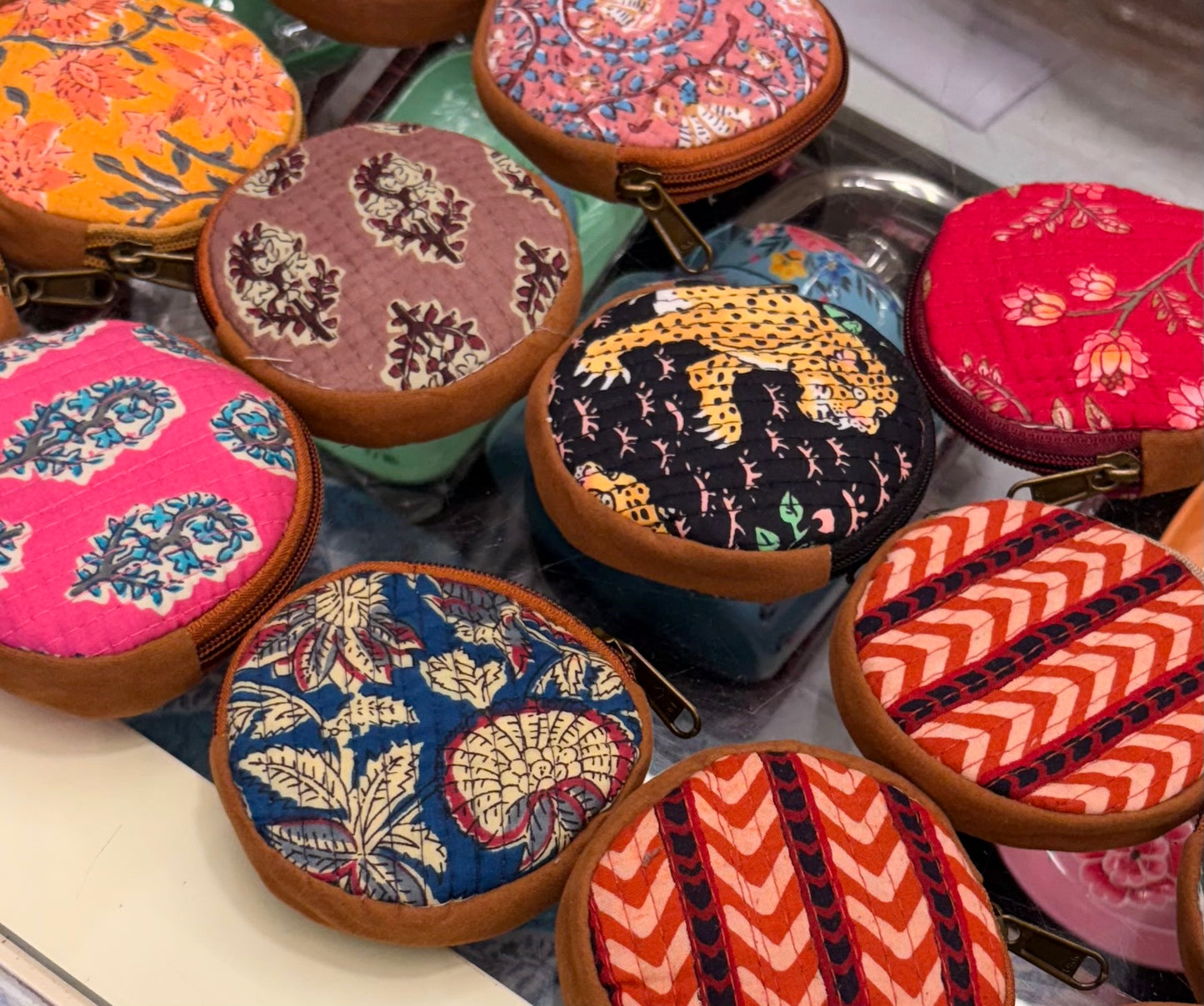 Round cotton purse