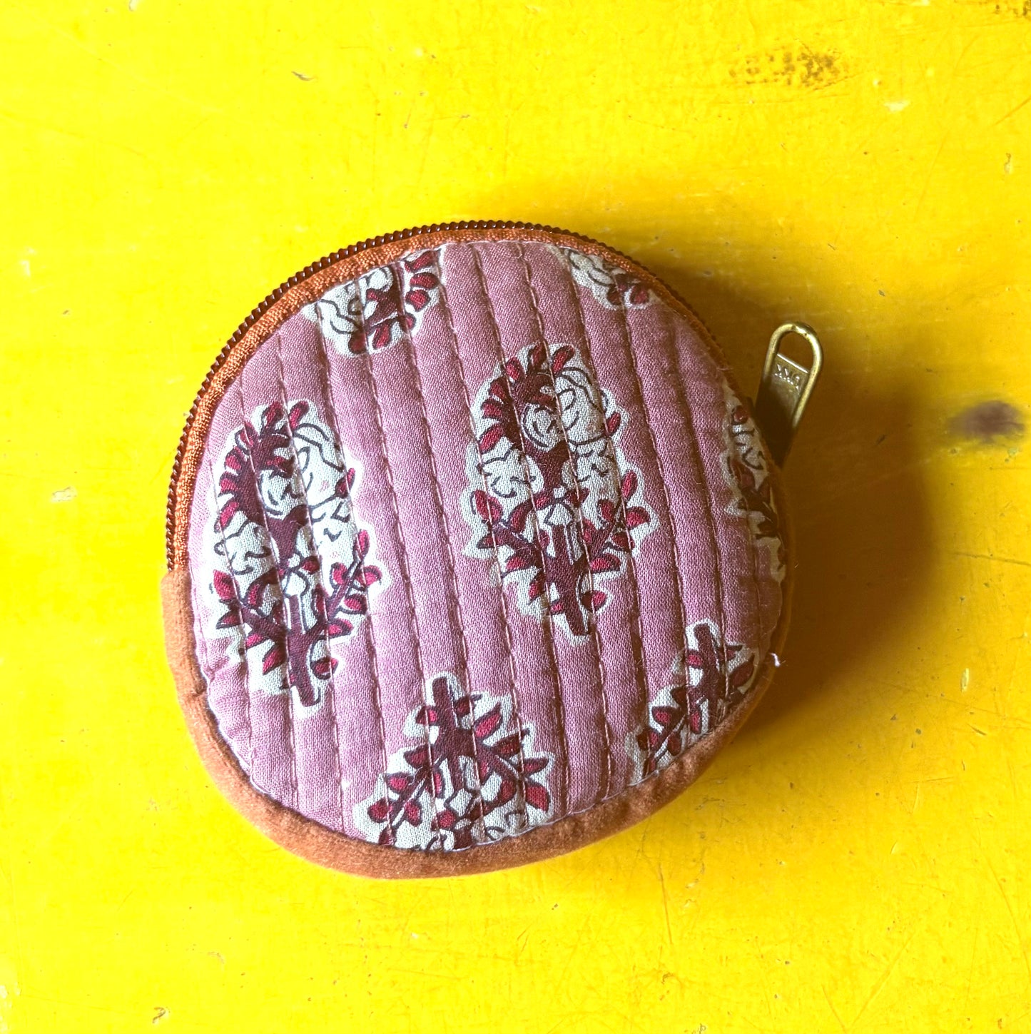Round cotton purse