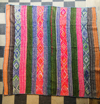 Peruvian frazada rug - No.12