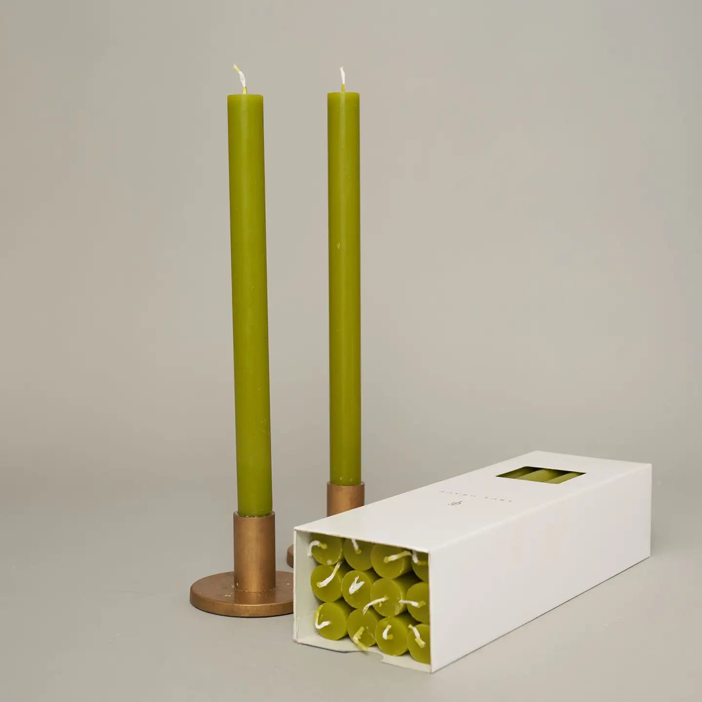 Long taper candle - 30cm