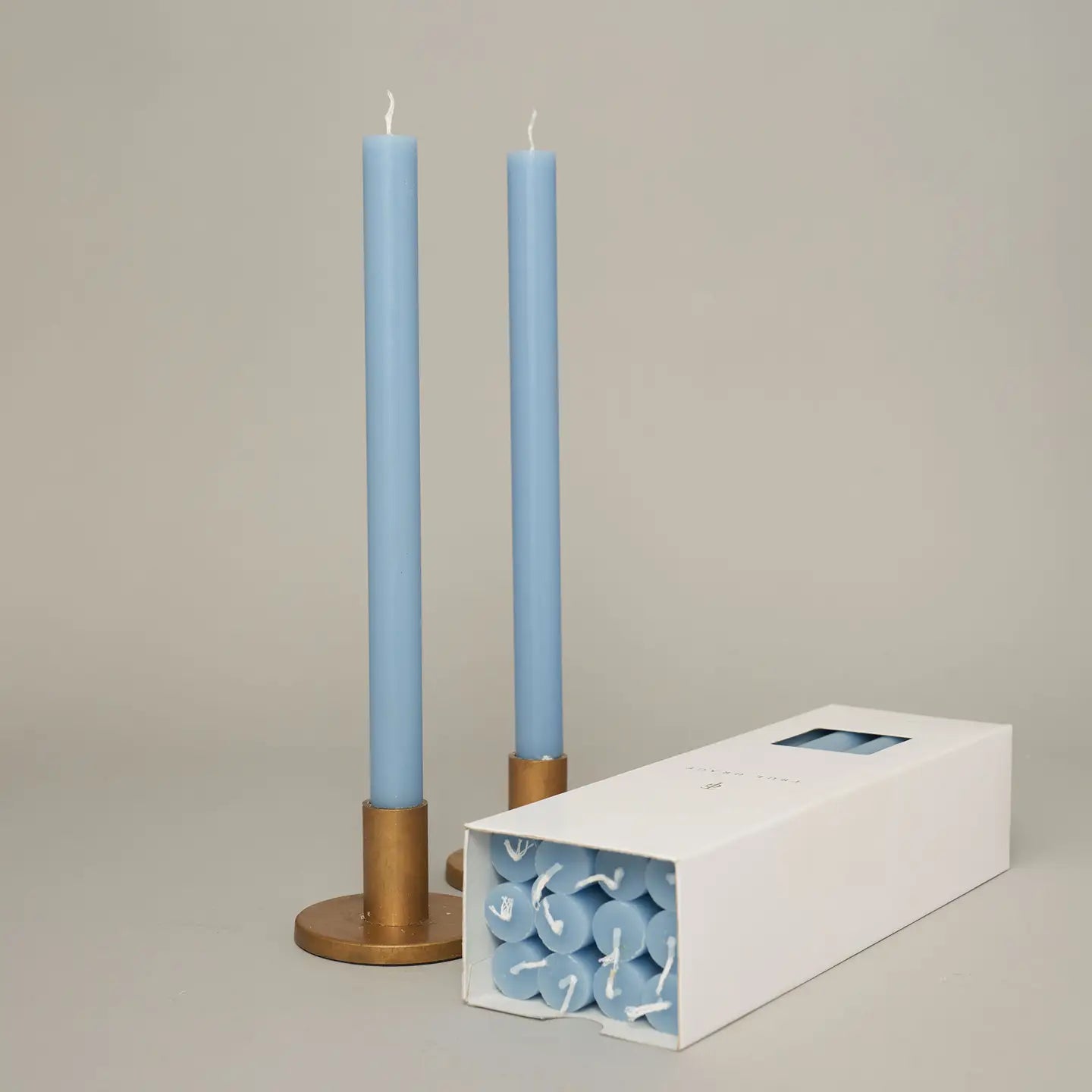 Long taper candle - 30cm