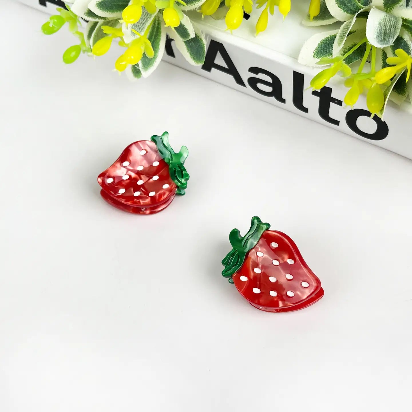 Set of 2 mini hairclips