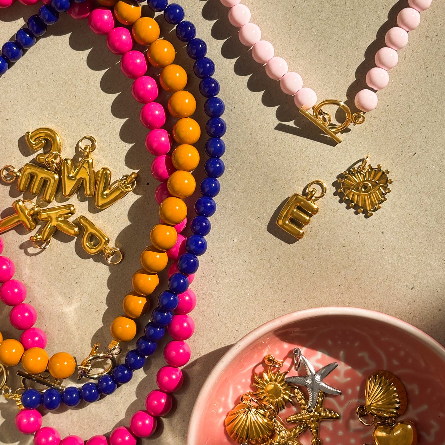 Plain bead toggle necklace