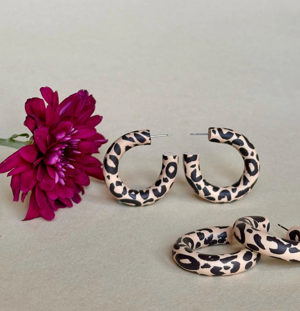 Animal print hoops - Kalei
