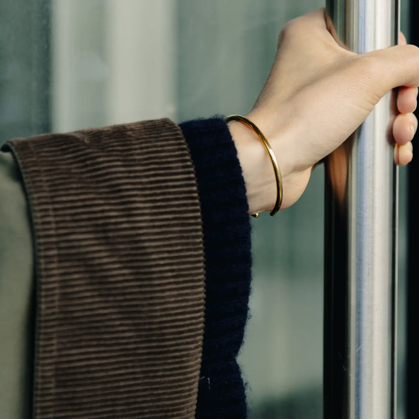 Simple bangle