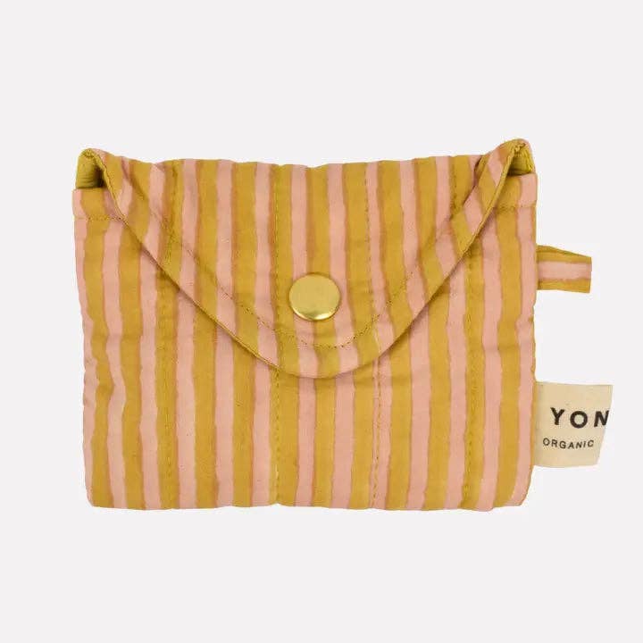 Quilted popper purse