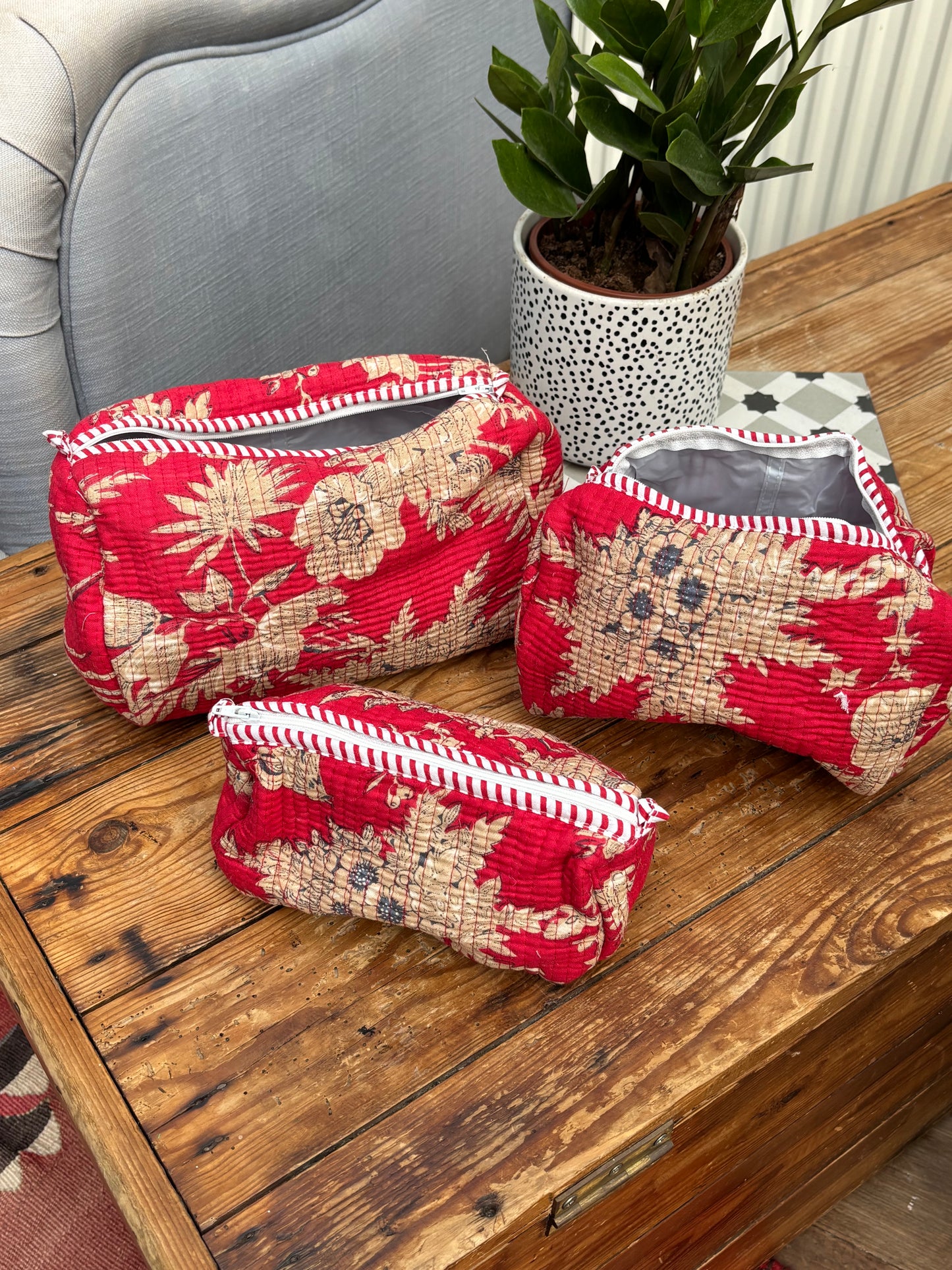 Indian cotton washbag - bright red with beige flowers