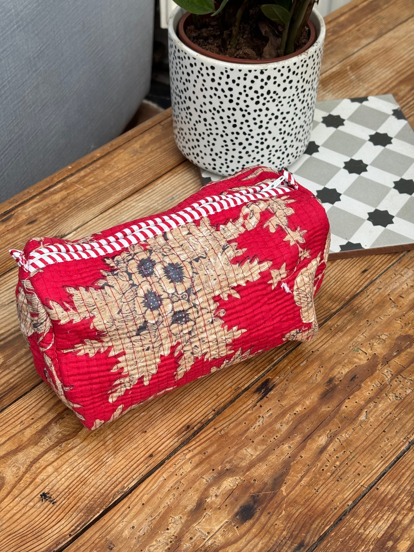 Indian cotton washbag - bright red with beige flowers
