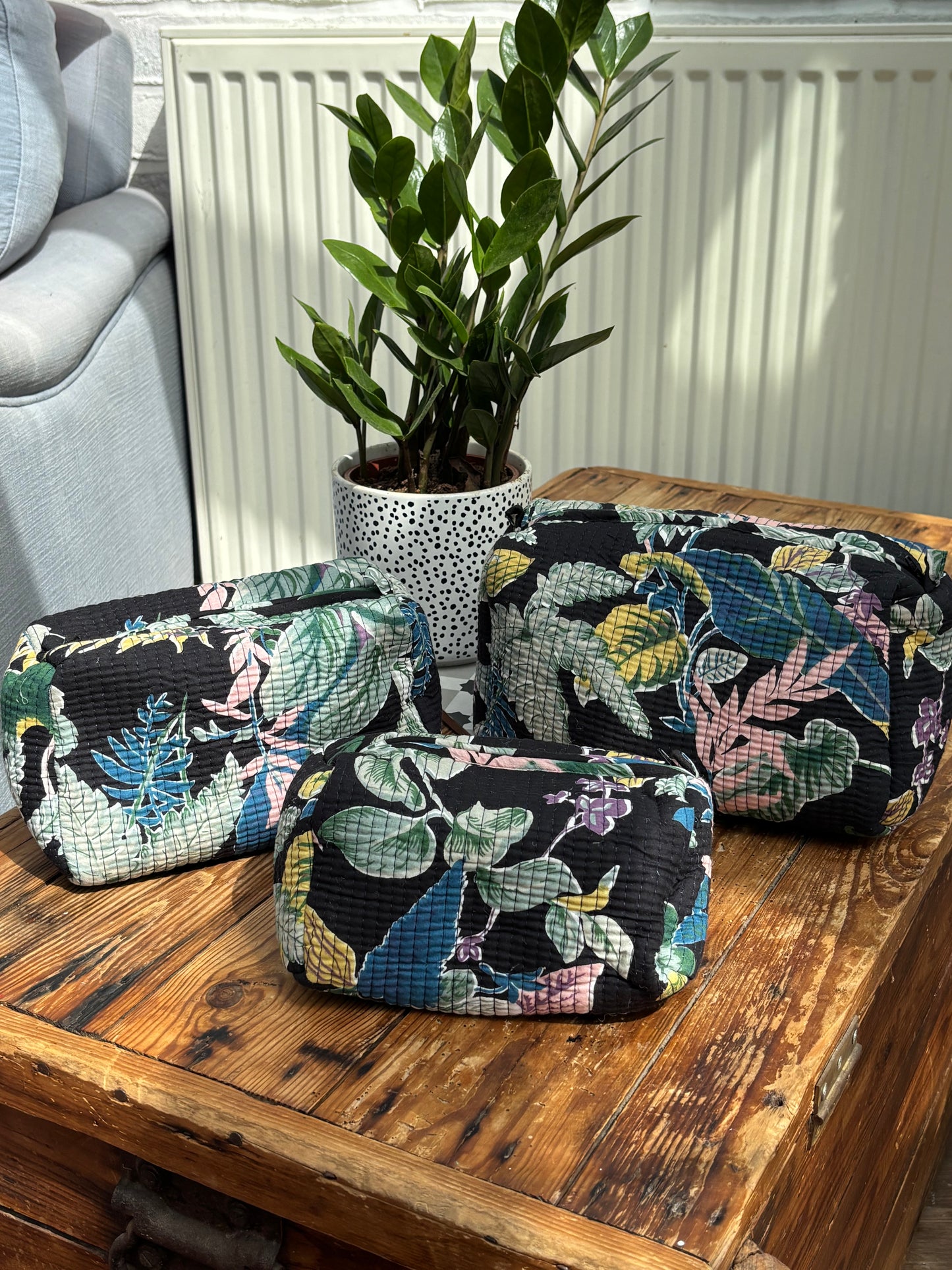 Indian cotton washbag - black botanical