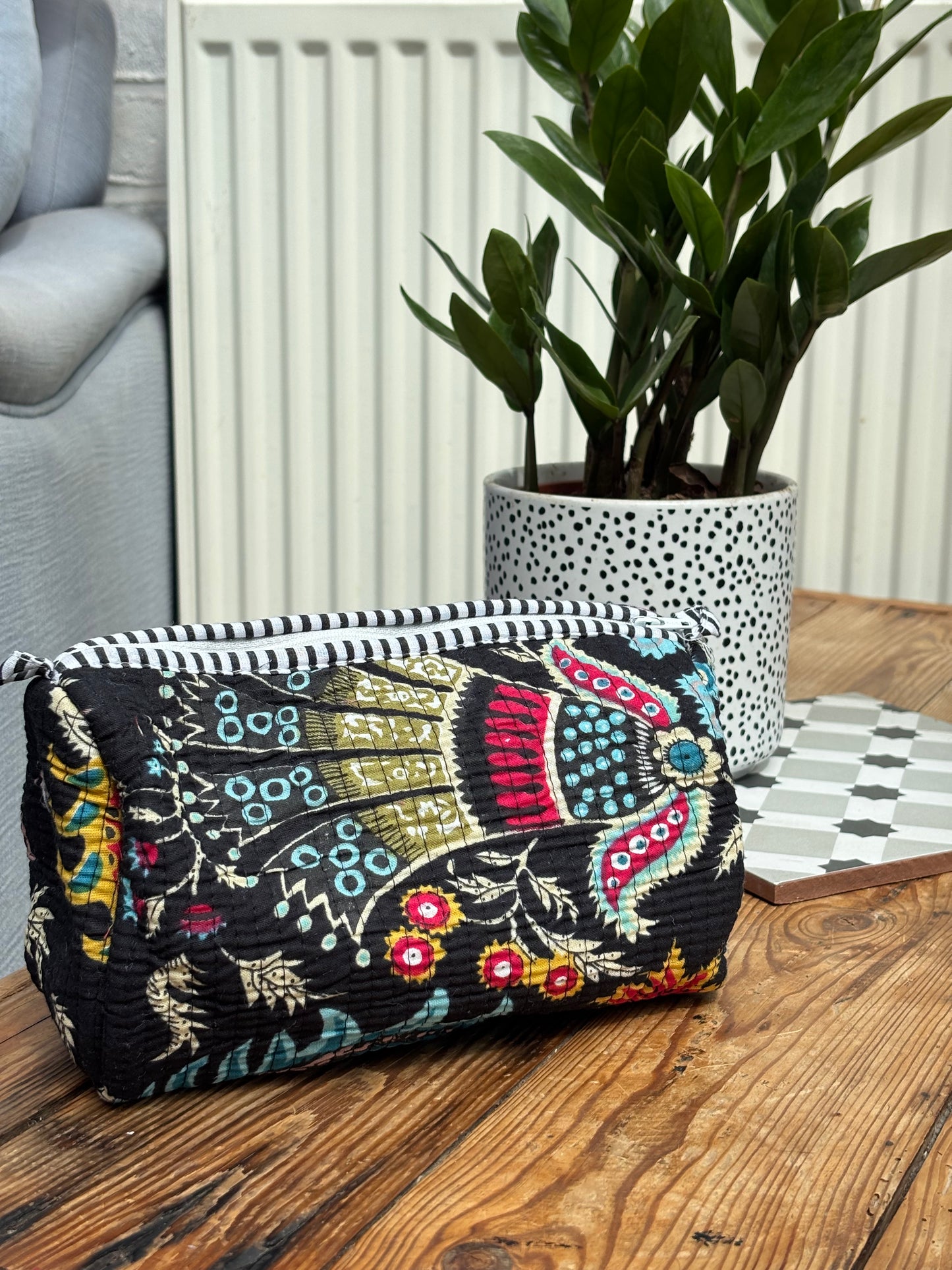 Indian cotton washbag - black botanicals bright