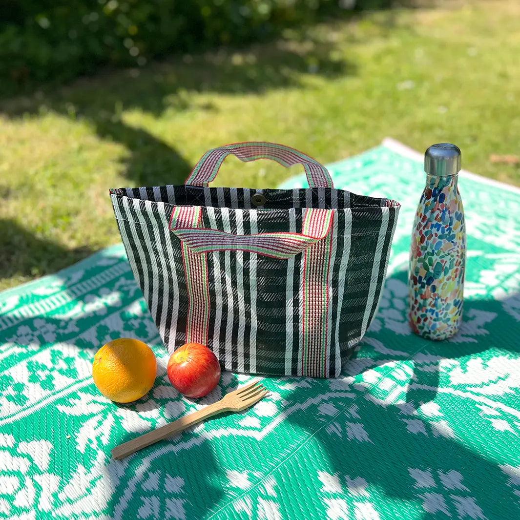 Woven lunch bag