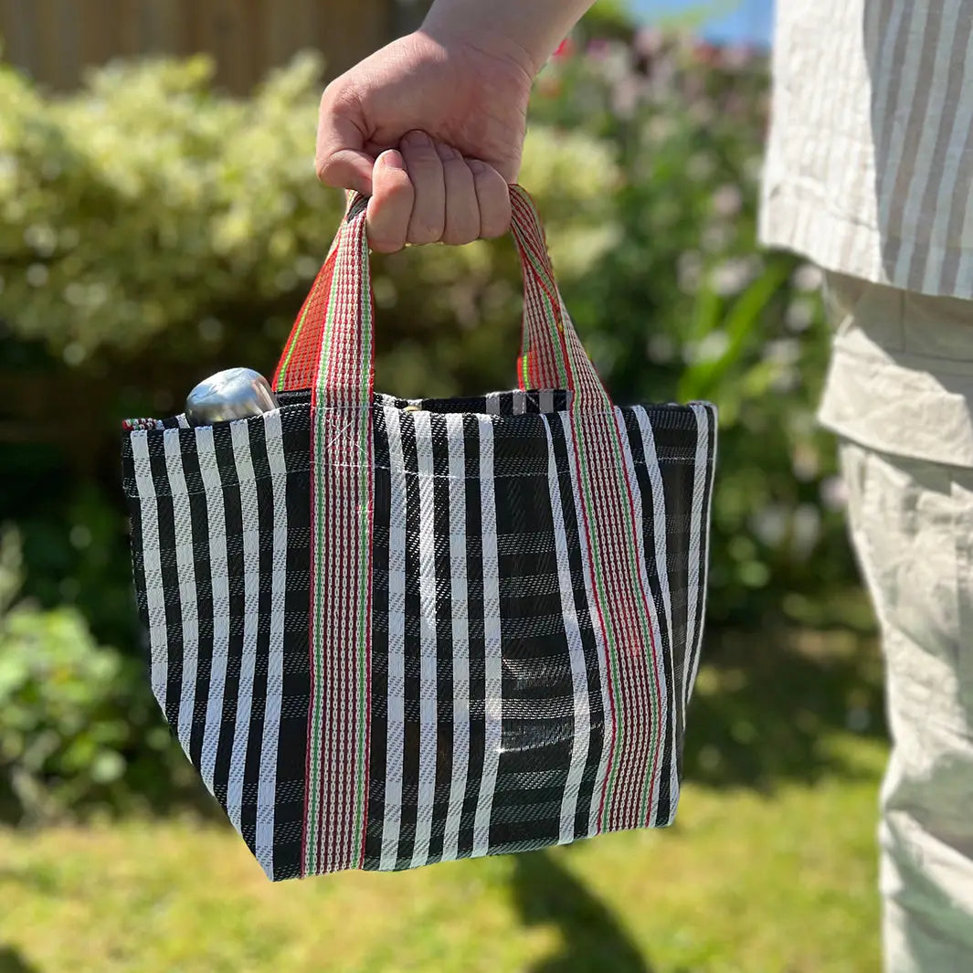 Woven lunch bag