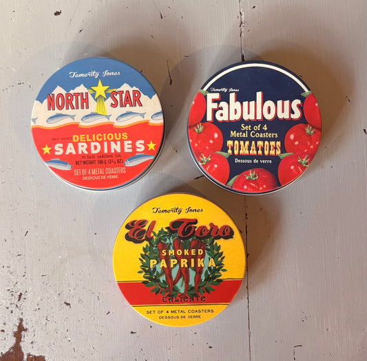 Metal tin with 4 round coasters