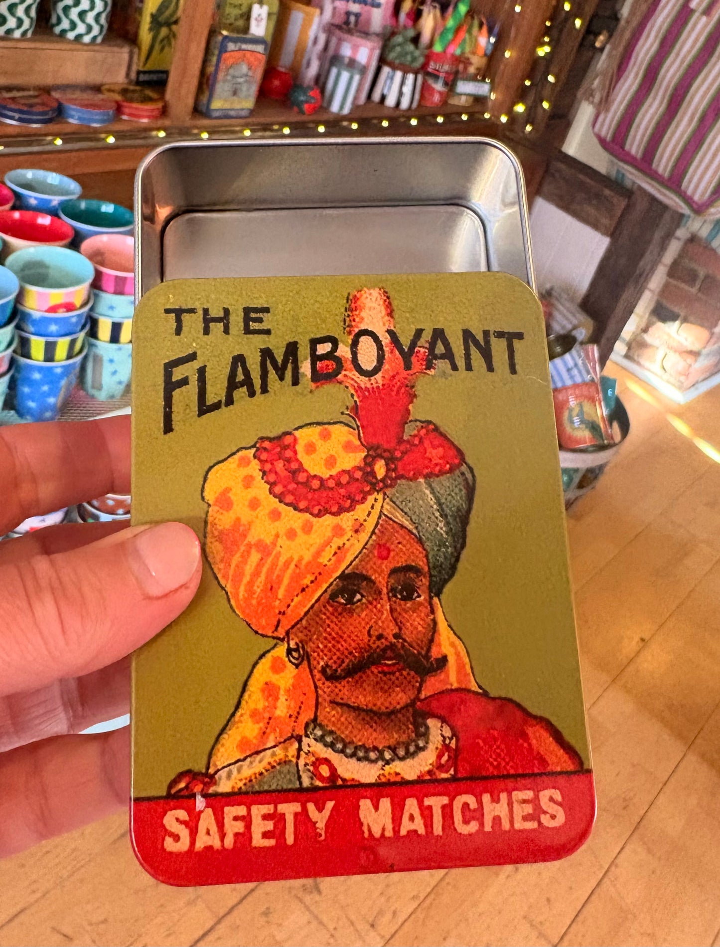 Indian metal tin push pull lid