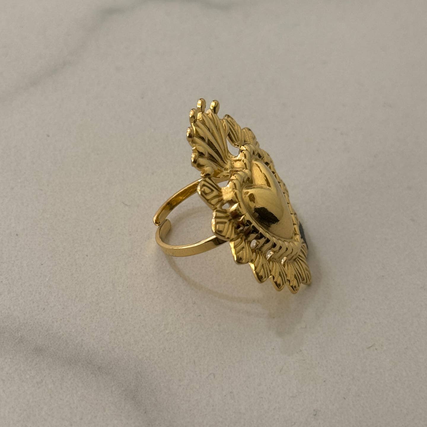 Large milagro adjustable ring