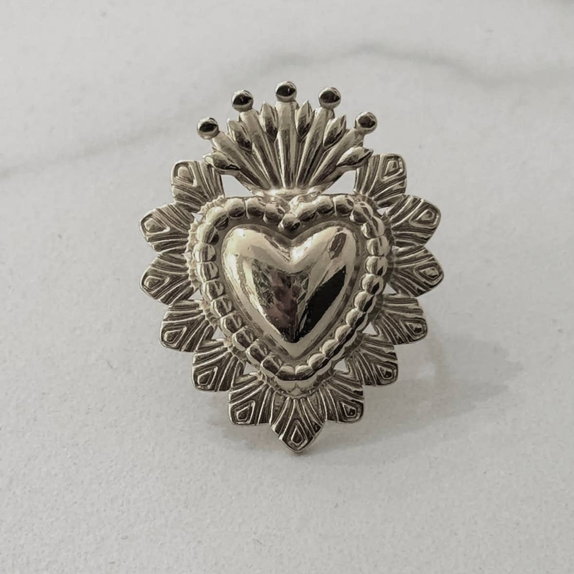 Large milagro adjustable ring