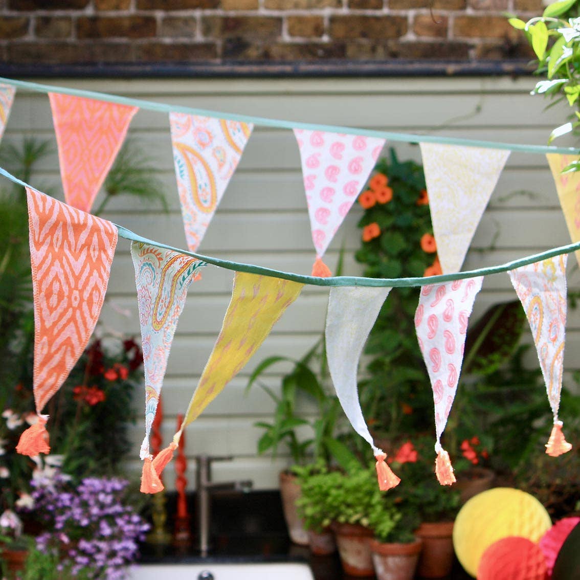Fabric bunting