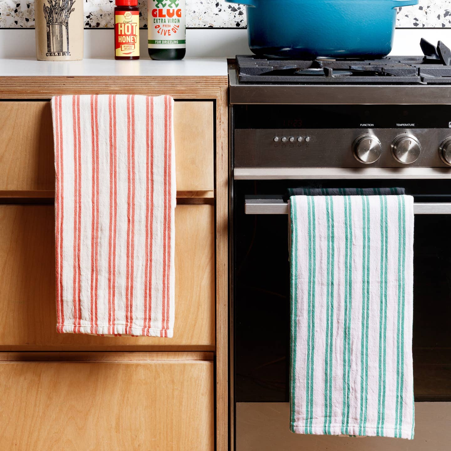 Recycled cotton hand towel