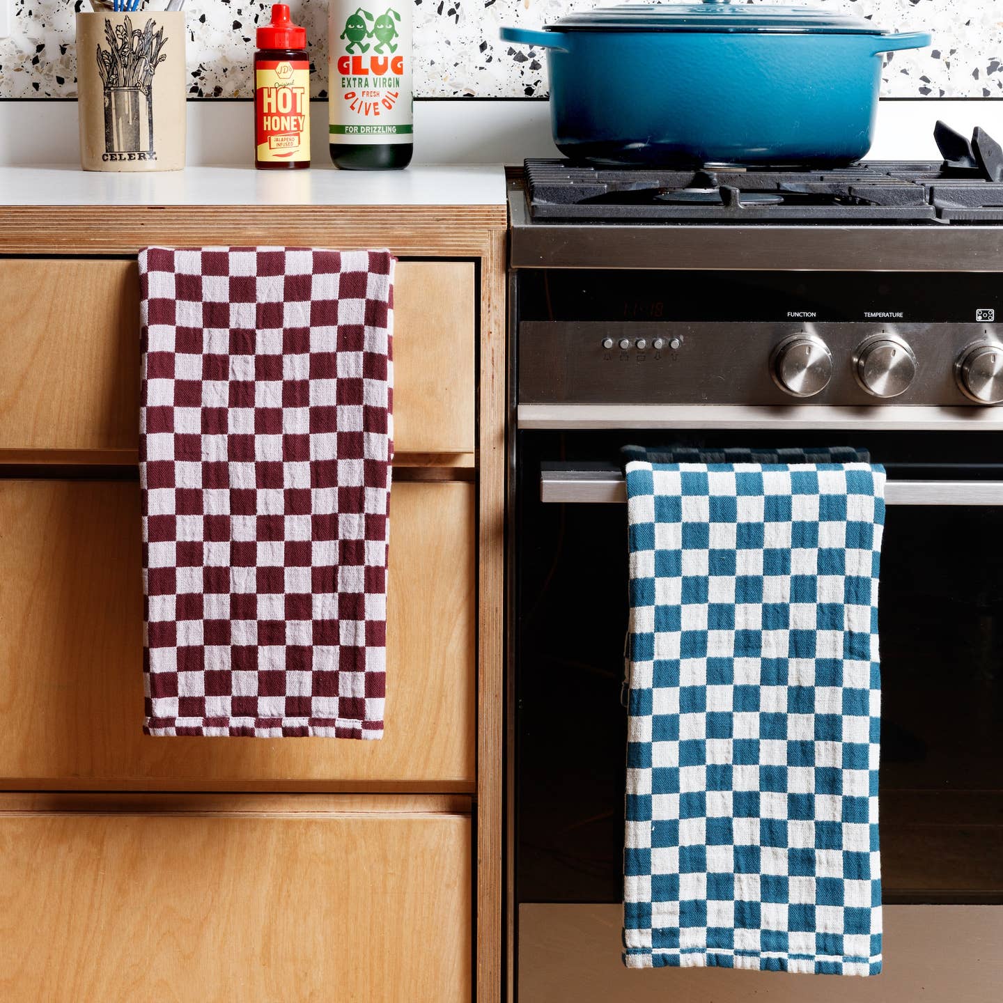 Recycled cotton hand towel
