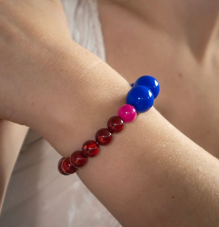 Big bead elasticated bracelet