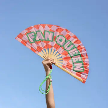 XL fan - fan queen