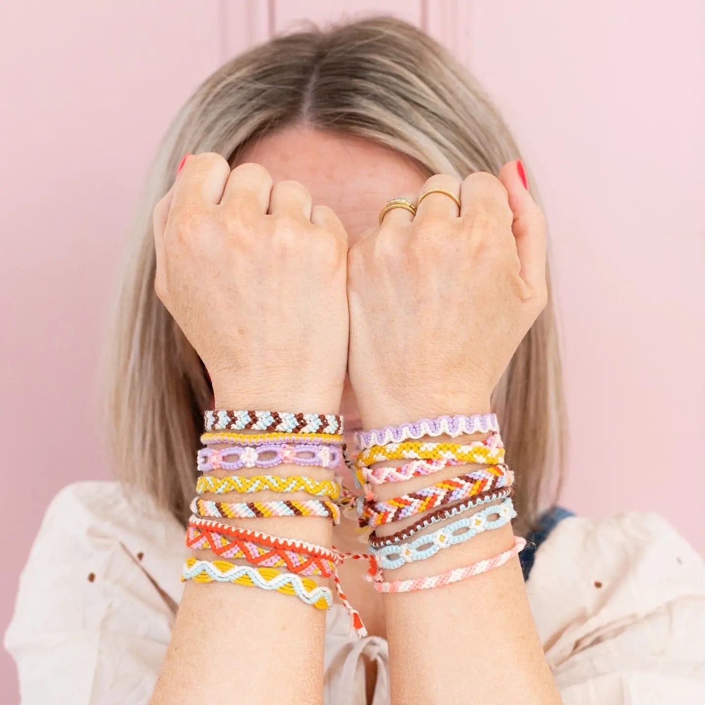 Friendship bracelet kit