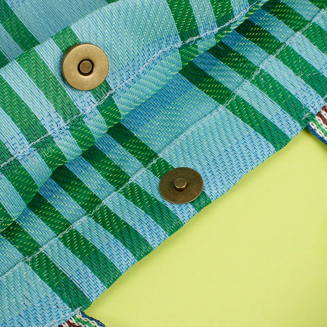Woven lunch bag