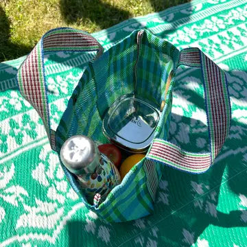 Woven lunch bag