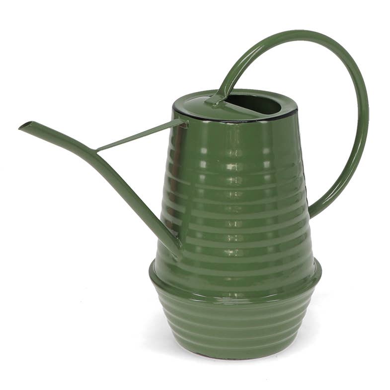 Ribbed metal watering can